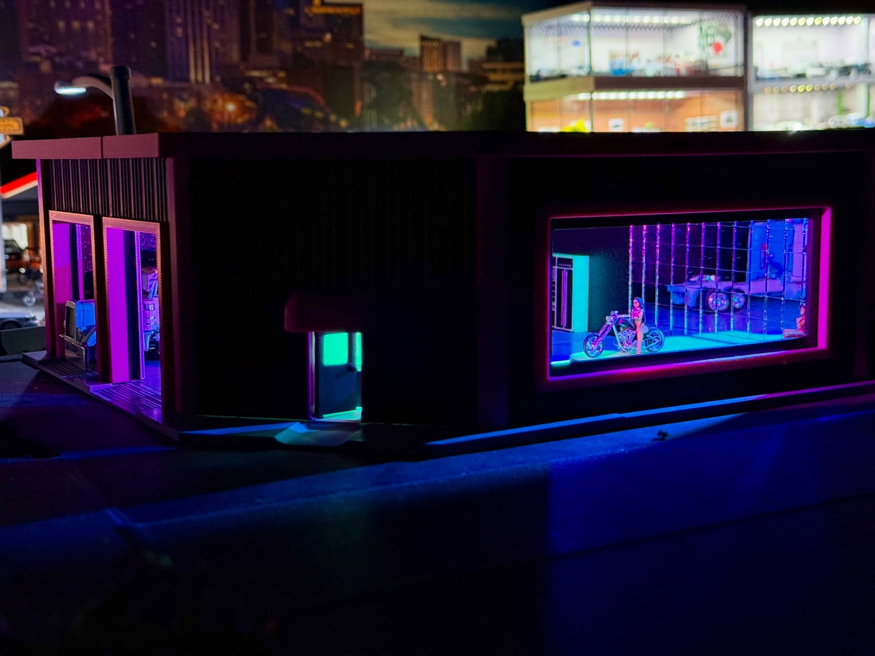 Buck Builds - Incredible Lighting Design