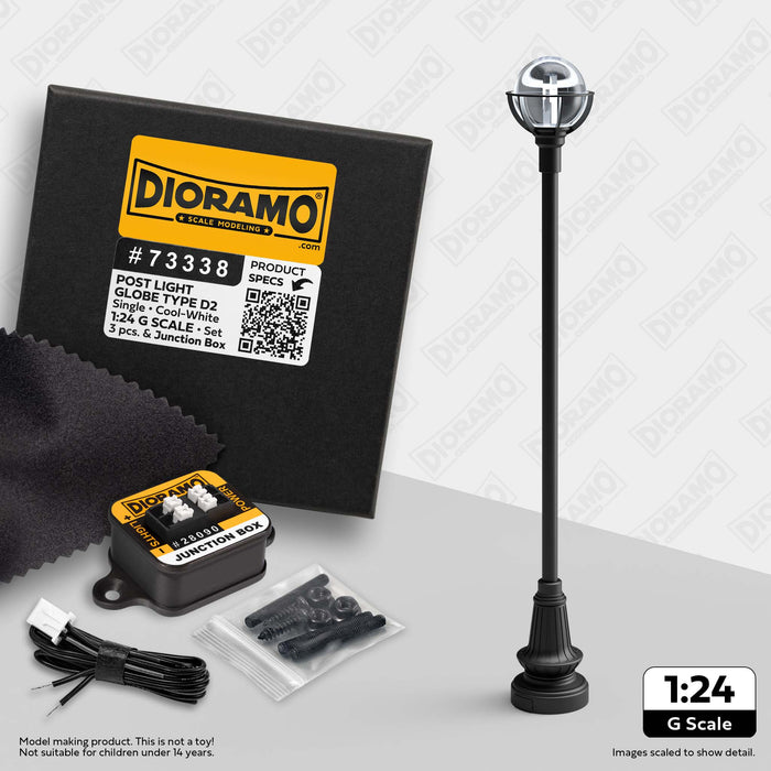 Post Light - Globe Type D2 in 1:24 G Scale. 3pc Set.