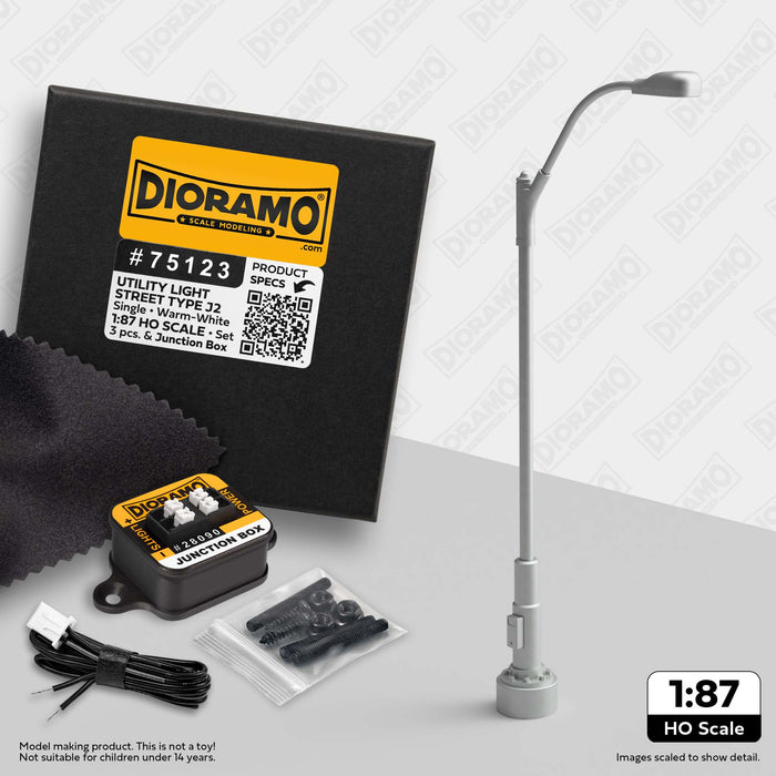 Utility Light - Street Type J2 in 1:87 HO Scale. 3pc Set.